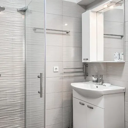 Stunning In Stancija Vergotini Holiday home Porec