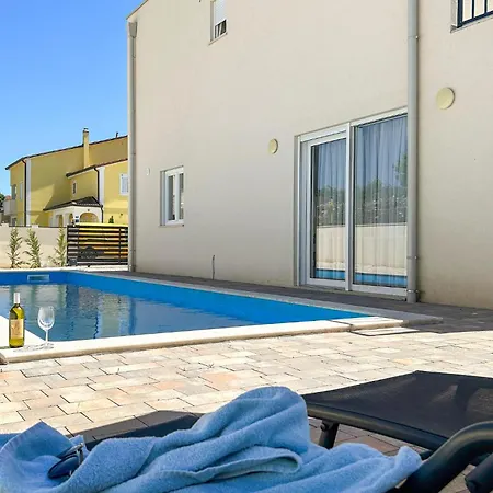 Stunning In Stancija Vergotini Holiday home *