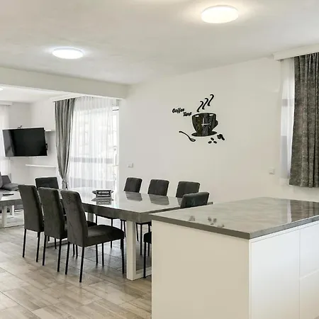 Stunning In Stancija Vergotini Holiday home Porec